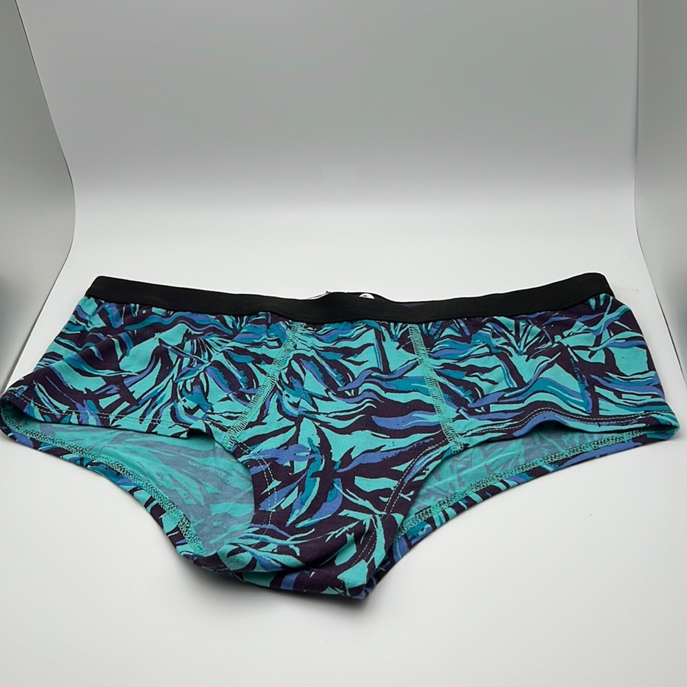 MeUndies: Women Size Small Cheeky.